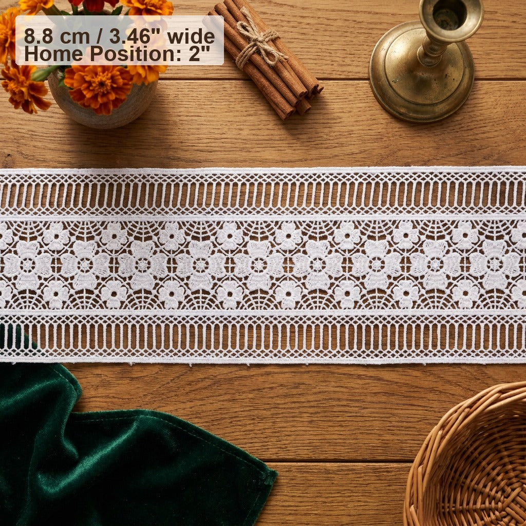 Symmetric Tiny Floral Striped Lace Ribbon