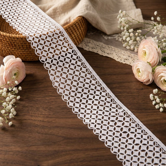 LaceCraze Interlocking Circle Lace Trim