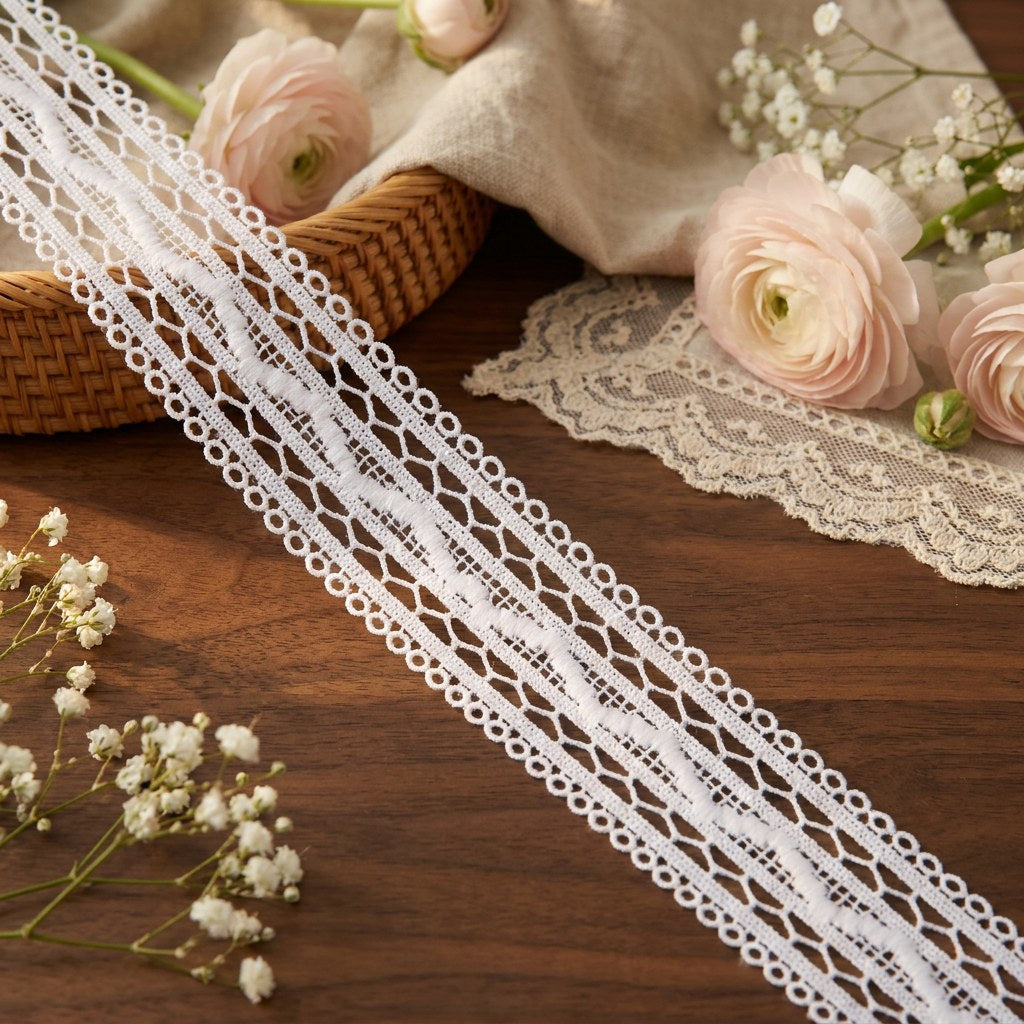 Double Small Loop Honeycomb Middle Decor Lace Ribbon
